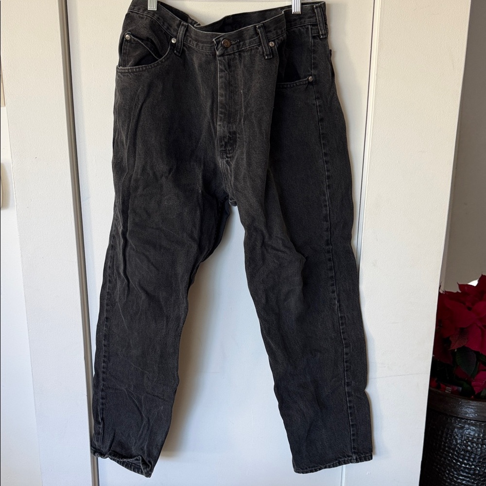 Wrangler Relaxed Fit Classic Black Denim Jeans
